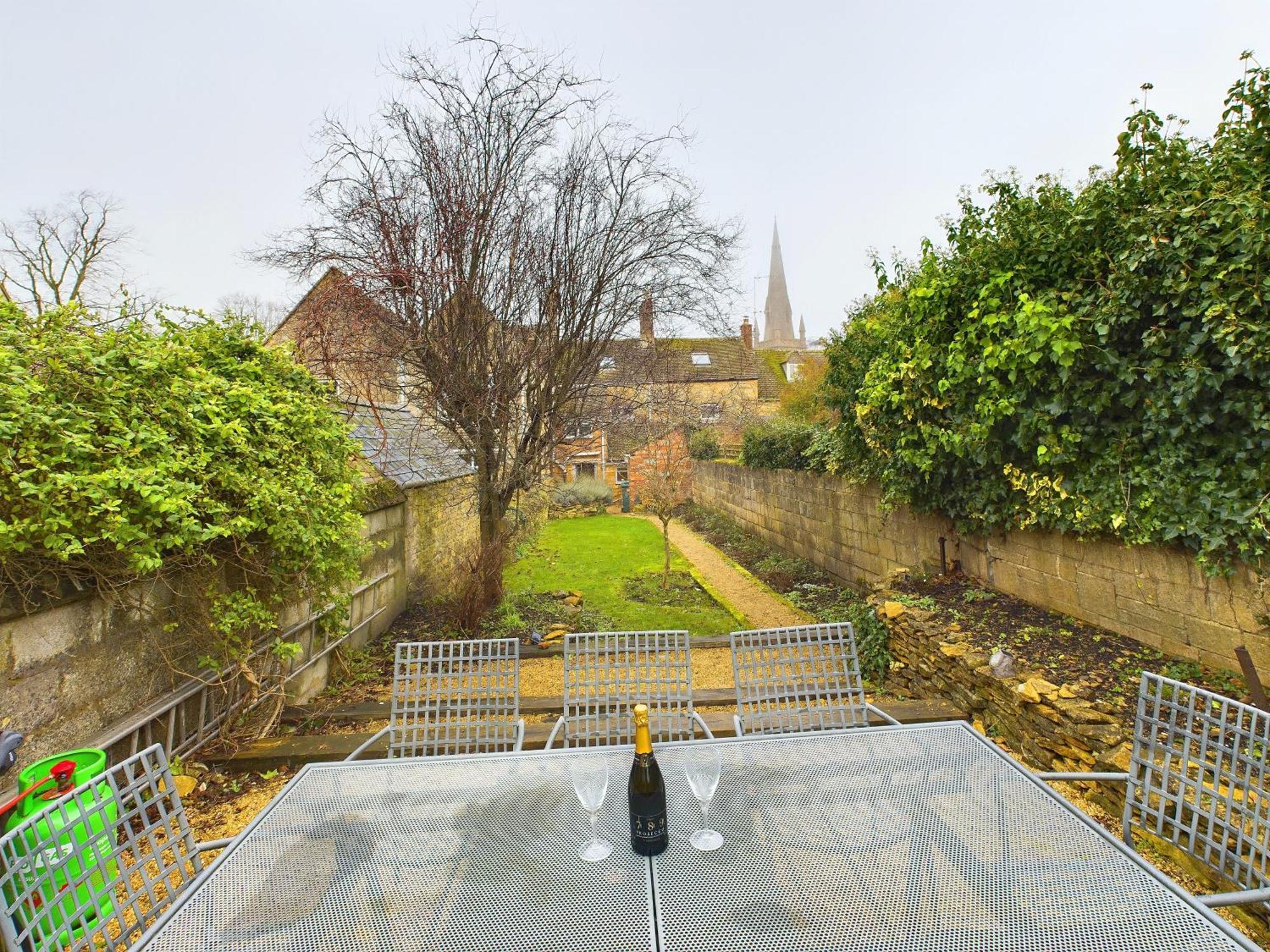 Cosy Cottage In Moreton-In-Marsh מראה חיצוני תמונה